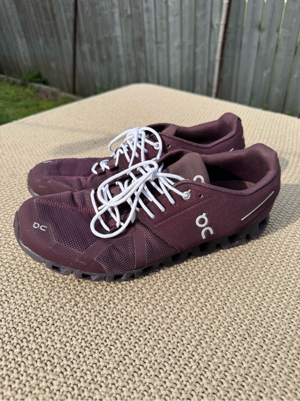 On Running Cloud Sneakers Burgundy Purple Mesh US M11 EU45 Shoes